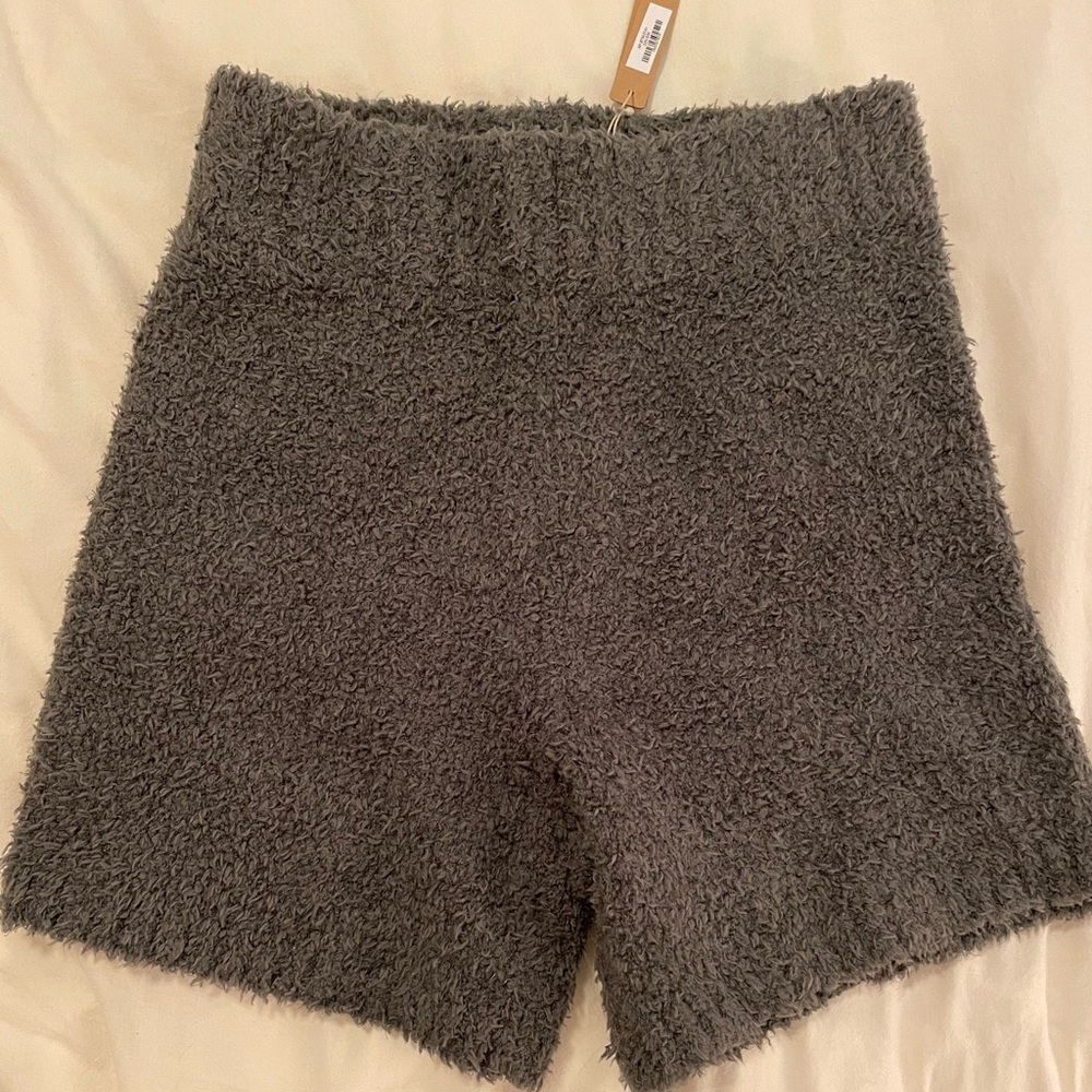 SKIMS Cozy Knit Shorts - SUPER soft
